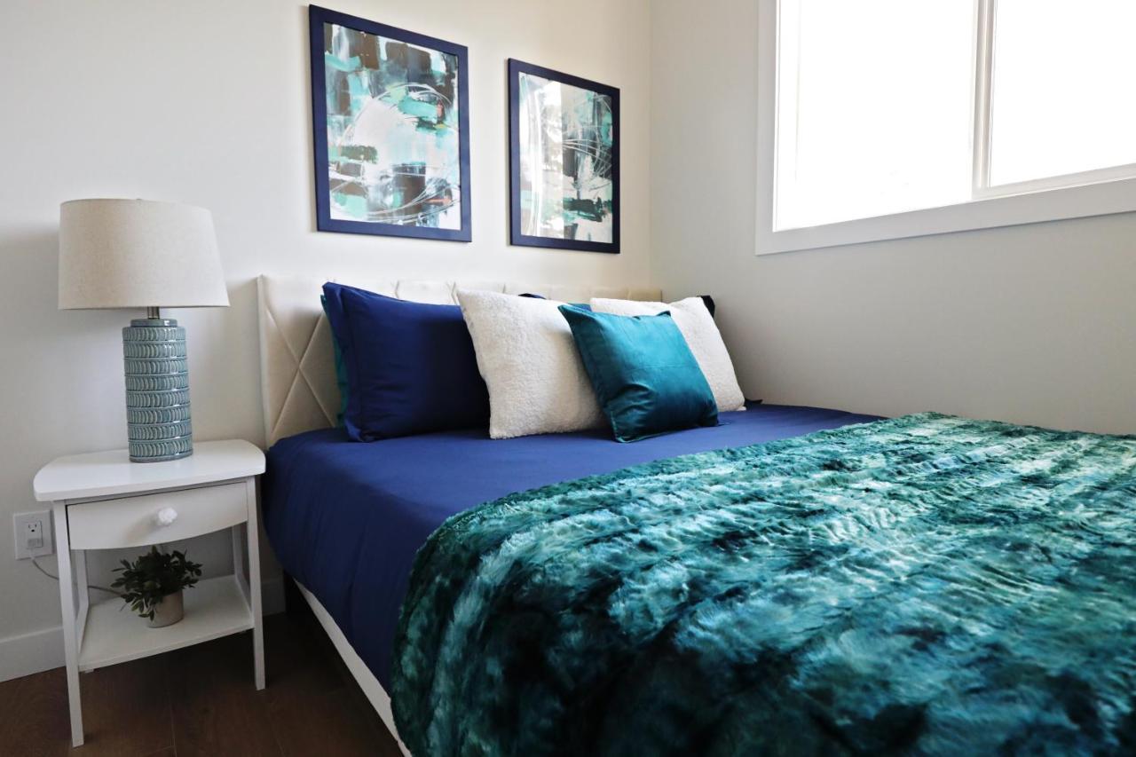 Downtown 3 Queen Beds,Double Garage,Disney+ Villa Edmonton Luaran gambar